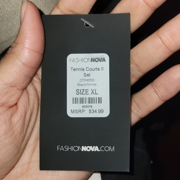 NWT Fashion Nova Crop Hoodie - Picture 4 of 5